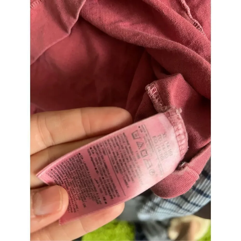 Old Navy distressed brick rec/ pink long sleeve cropped t-shirt XL